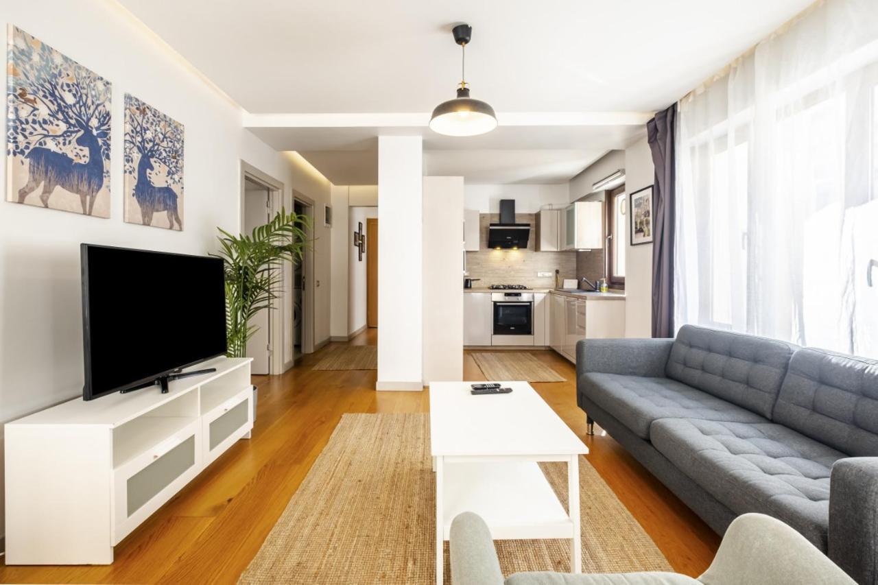 Exquisite Flat With Central Location In Nisantasi Appartement