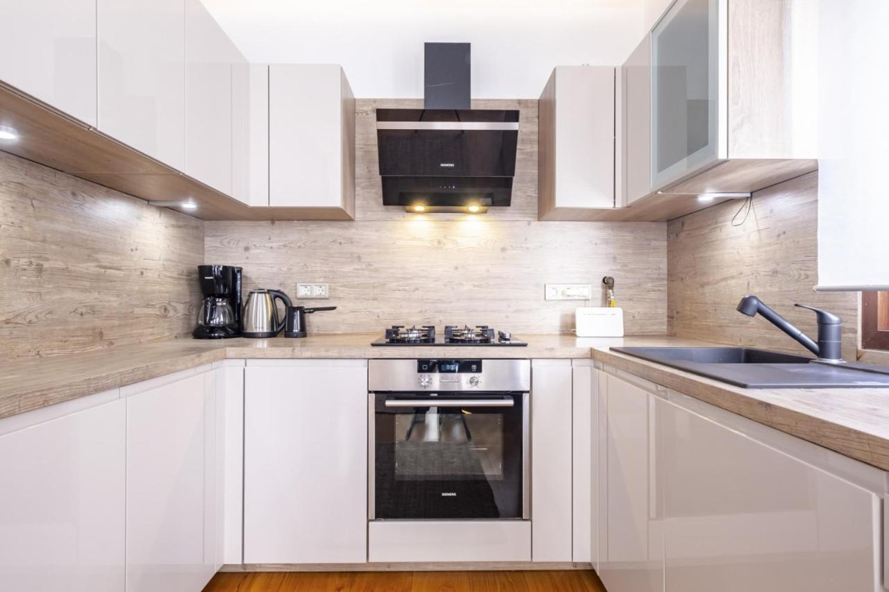 Appartement Exquisite Flat With Central Location In Nisantasi Istambul
